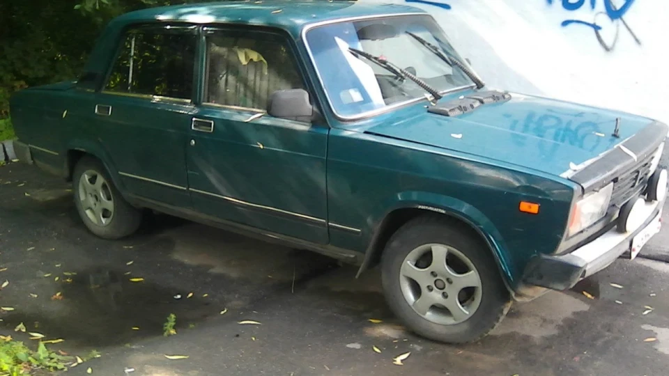 Lada 2105 Чорний 2