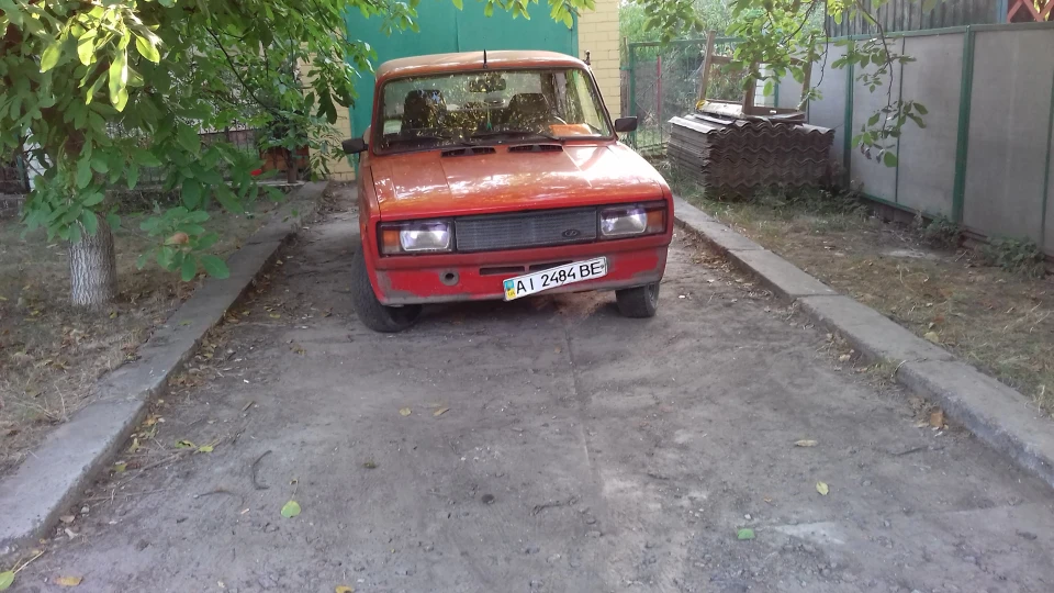 Lada 2105 Dakota 4