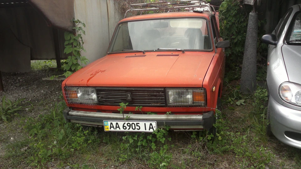 Lada 2105 foundling 3