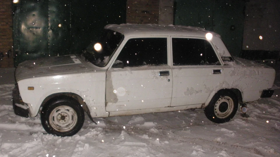 Lada 2105 гниливата діда 2105 3