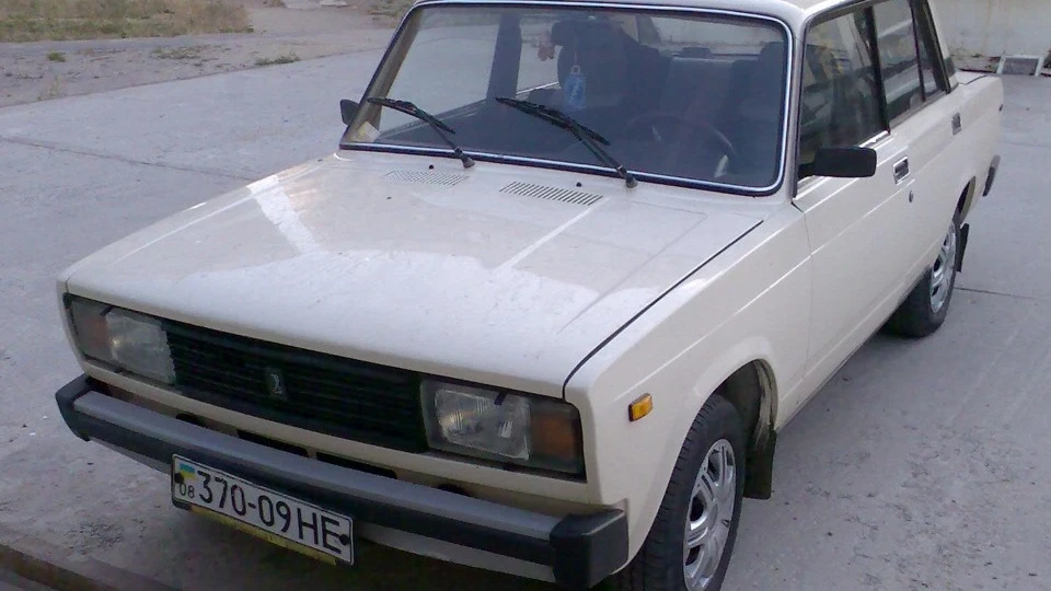 Lada 2105 Golden "i"16v 4
