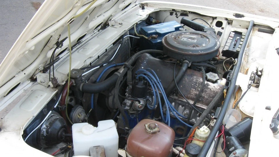 Lada 2105 Golden "i"16v 5