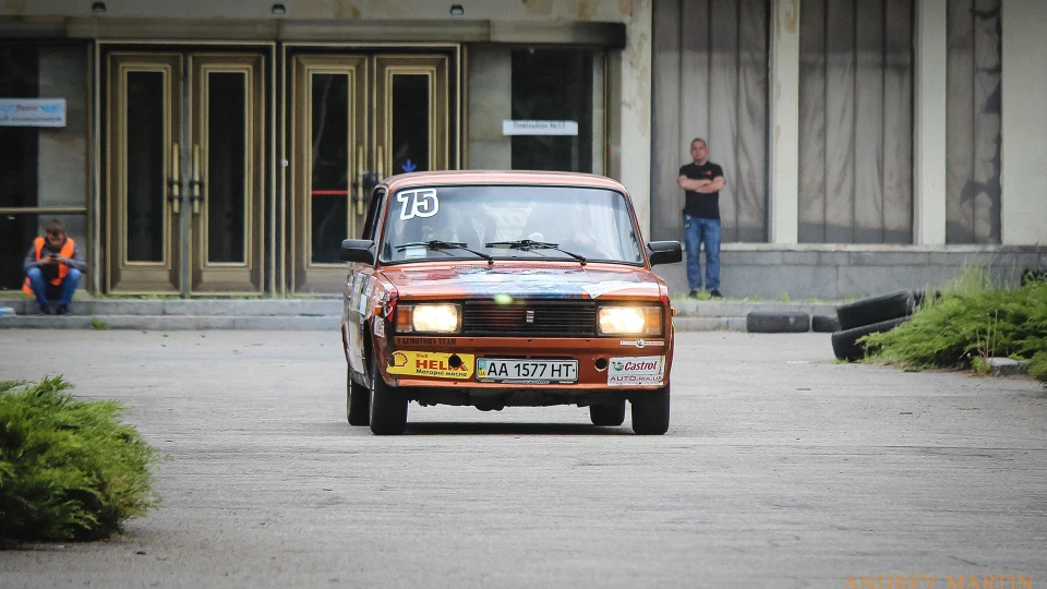 Lada 2105 Гонка