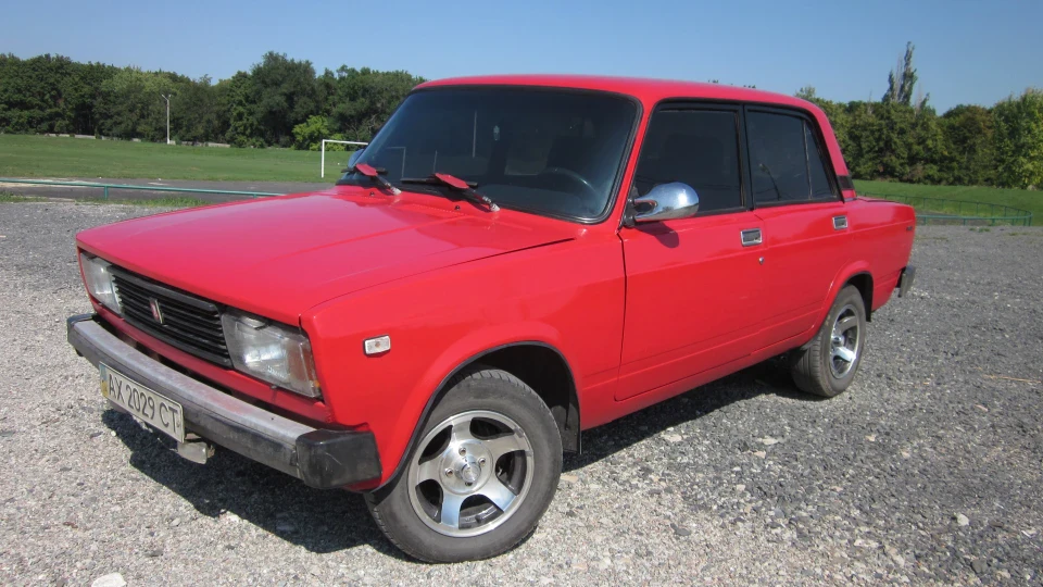 Lada 2105 Червона Спека 3