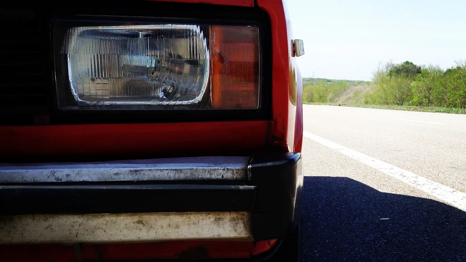 Lada 2105 Червоний металік 3