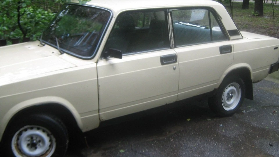 Lada 2105 красуня 3