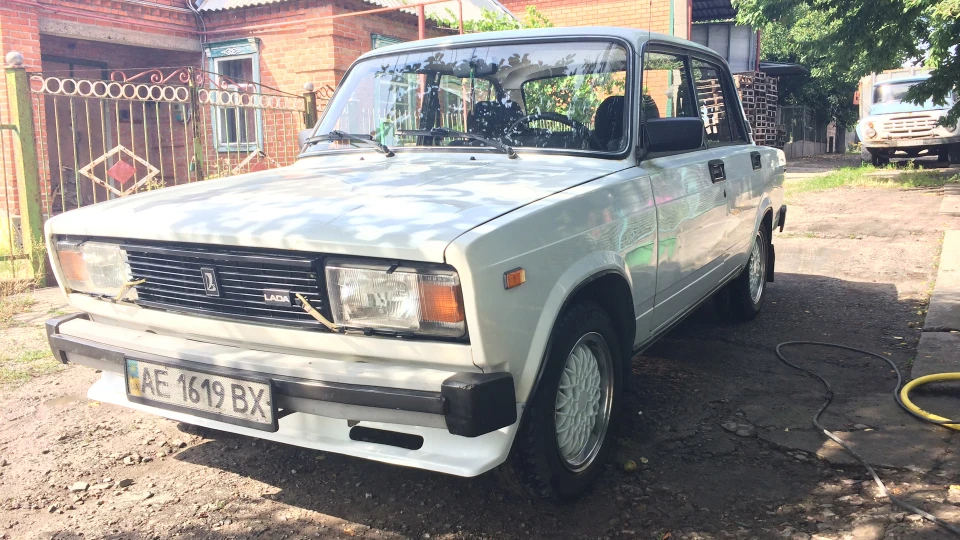 Lada 2105 Lada 1500` 99 4