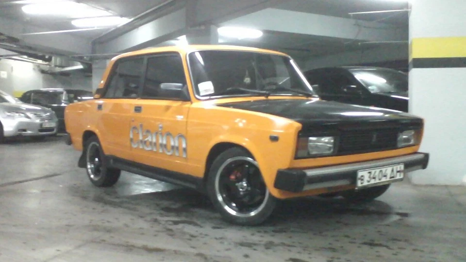 Lada 2105 Lada 2105 апельсин 3