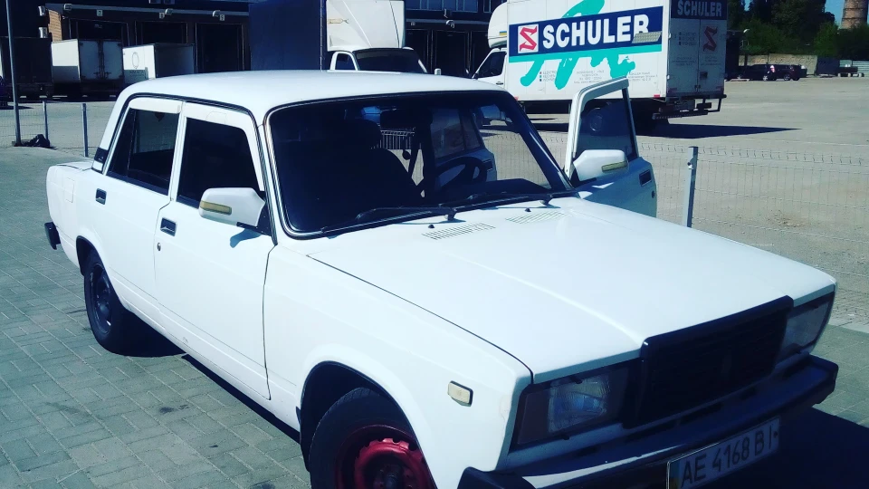 Lada 2105 Lada 2105 white 2