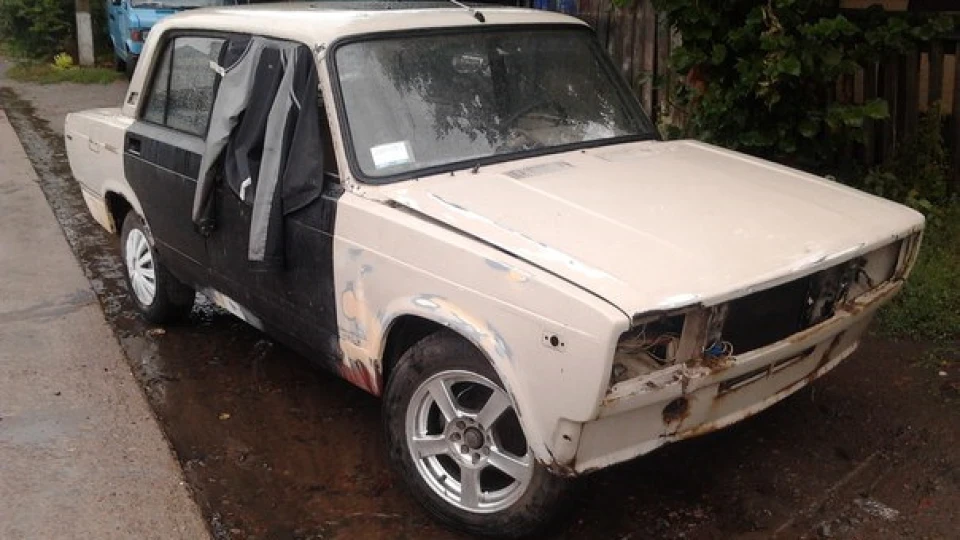 Lada 2105 LADA Riva (Англійка) 5