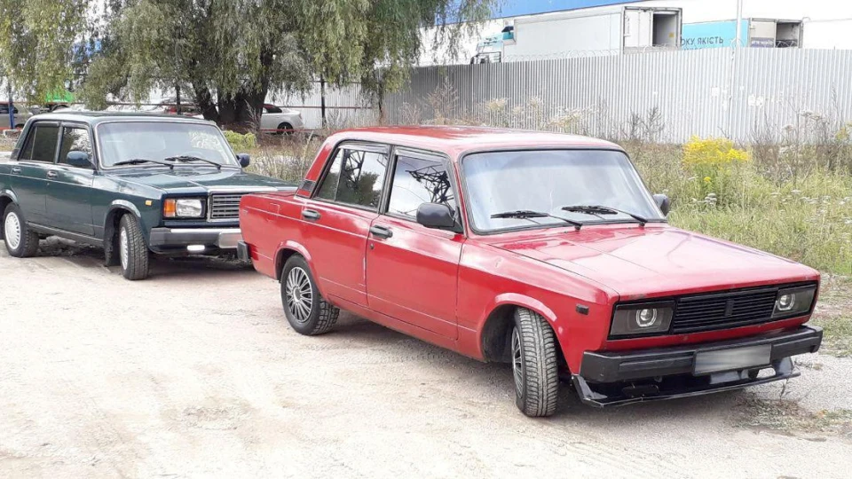 Lada 2105 < < LIZA > > 4