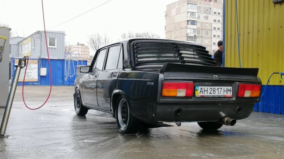 Lada 2105 Low gigo 1.5 liter 3
