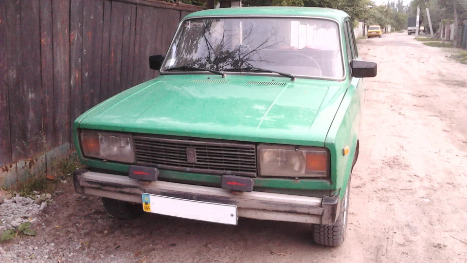 Lada 2105 Mark V 2