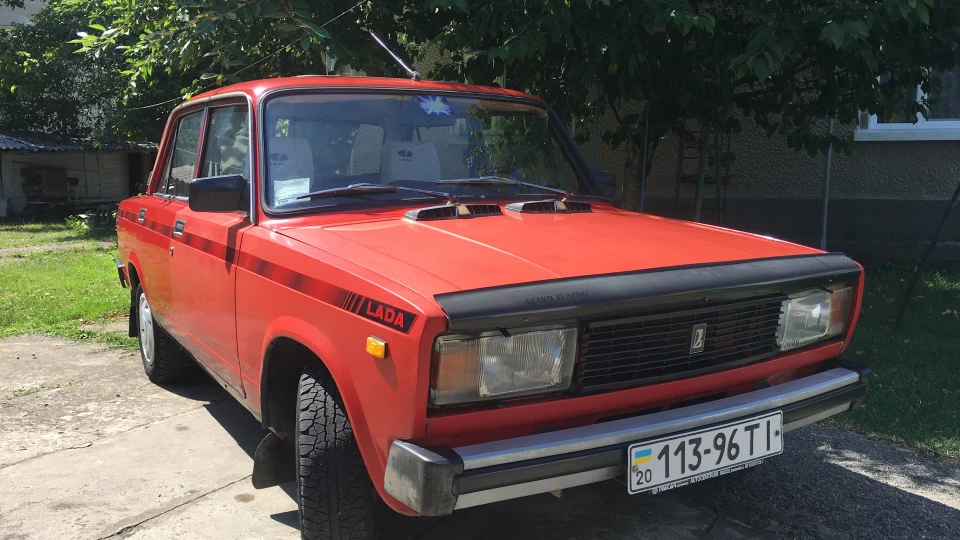 Lada 2105 mnml / 🇨🇿 3