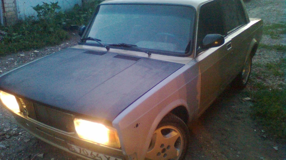 Lada 2105 Монстрілло