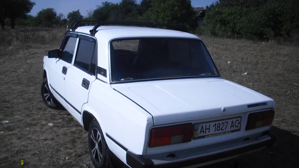 Lada 2105 справжній АС 2