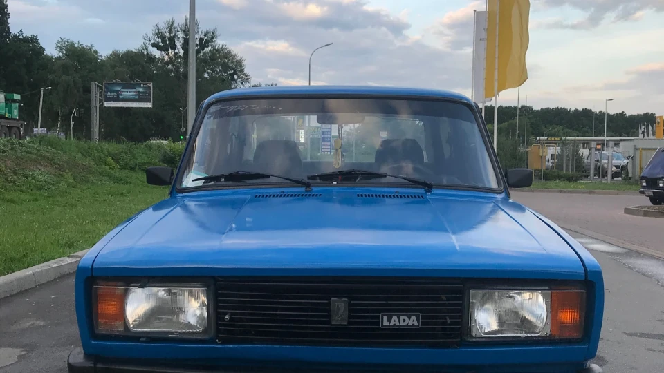Lada 2105 Перше кохання) 5