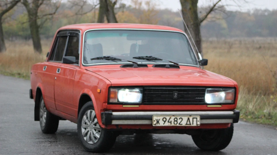 Lada 2105 П'ятеро '82 5