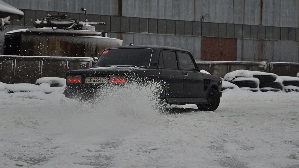 Lada 2105 PREDATOR 4