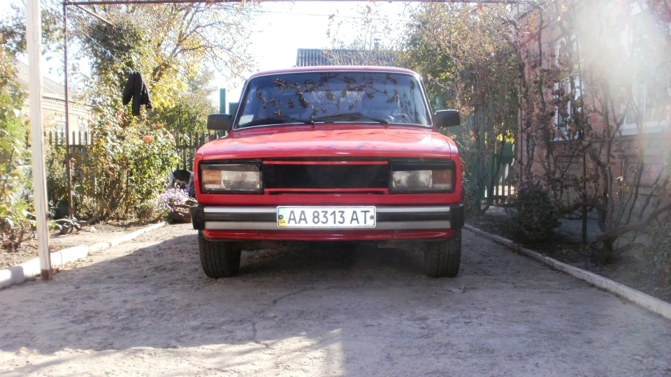 Lada 2105 Red Spanish Rot 4