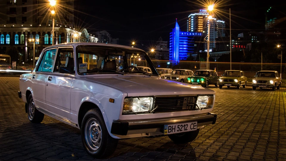Lada 2105 Retro 80's (1983) 2