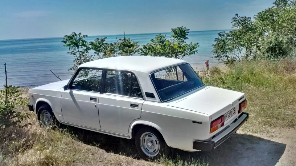 Lada 2105 Retro 80's (1983) 4