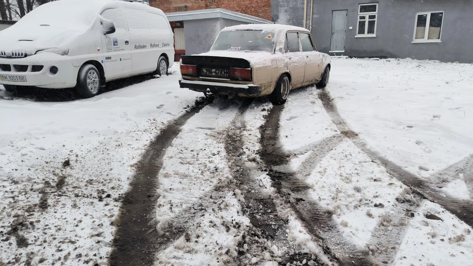 Lada 2105 Rusty Desert RAT 4