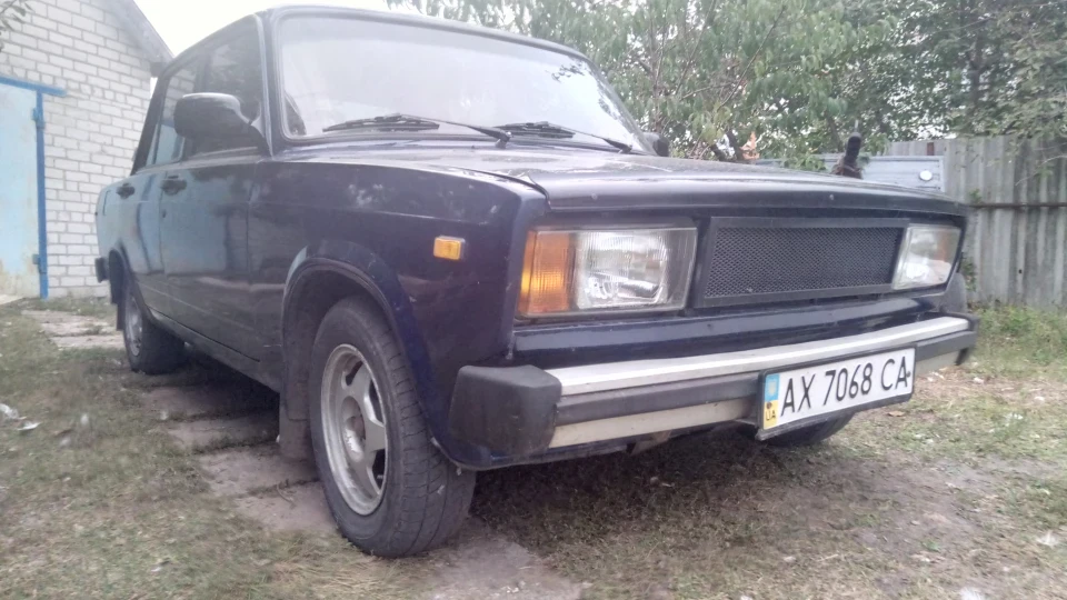 Lada 2105 СИНІЙ ПЕРЛАМУТР
