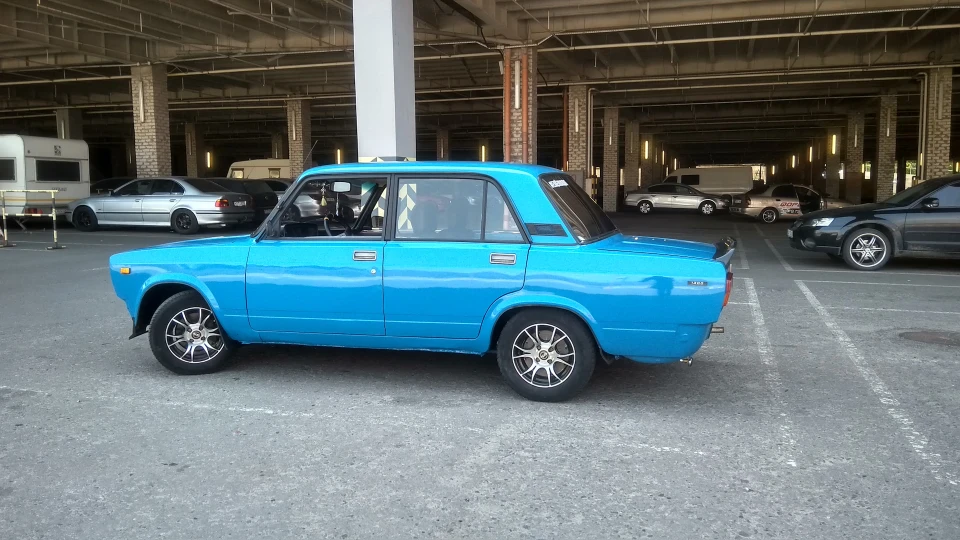 Lada 2105 Синя куля 2