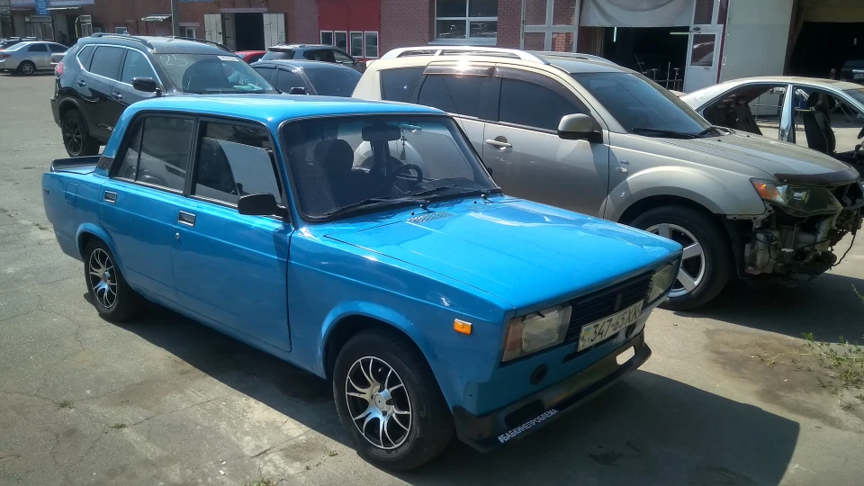 Lada 2105 Синя куля 3