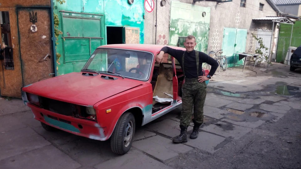 Lada 2105 Super Red 16V 4