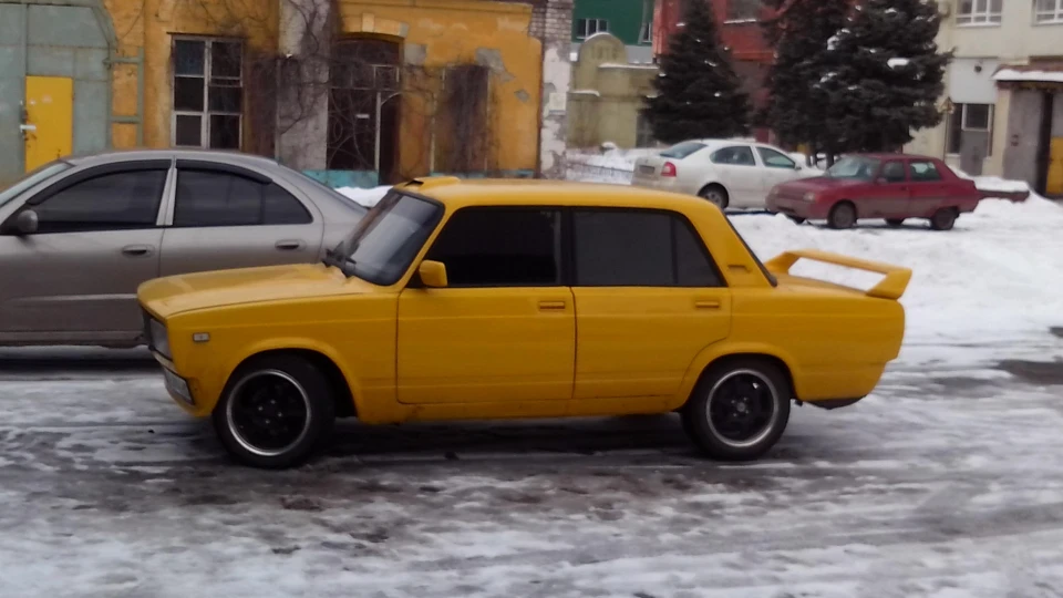 Lada 2105 VAZ 2105i 16v Turbo 3