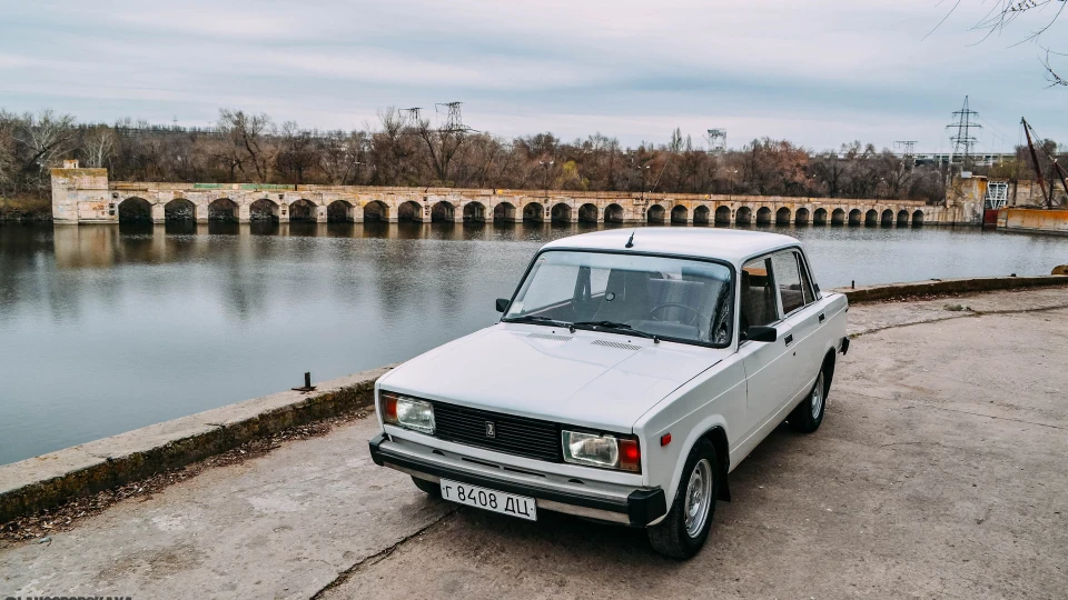 Lada 2105 [White of 80s] 2