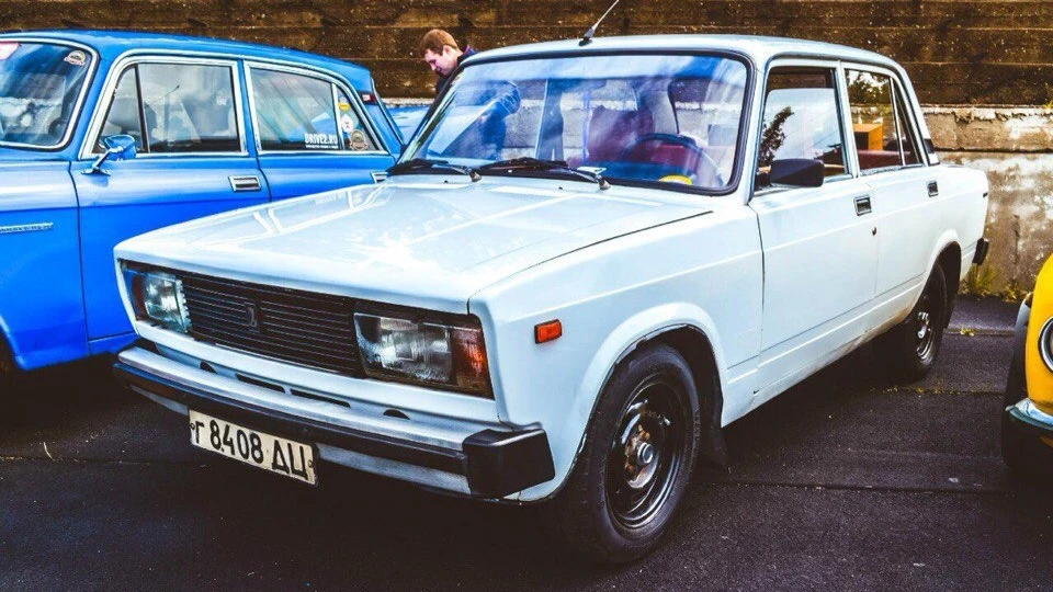 Lada 2105 [White of 80s] 3