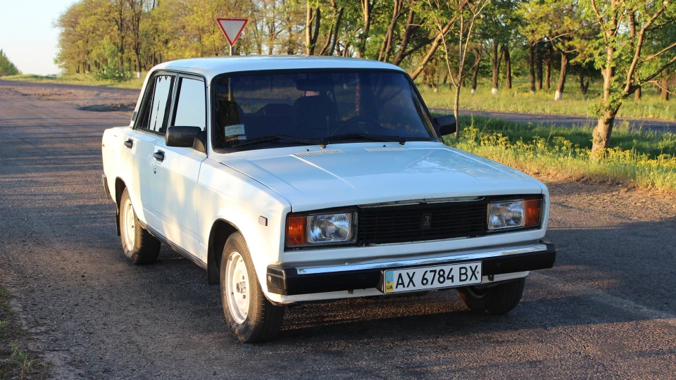 Lada 2105 Гірше лушпайки)