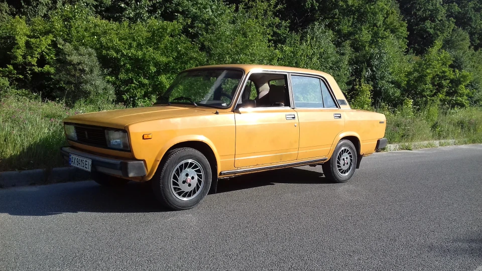 Lada 2105 Заводна валіза 2