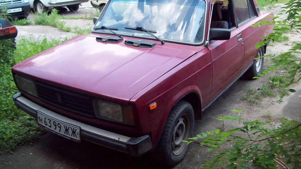 Lada 2105 Жи-Жи) 4