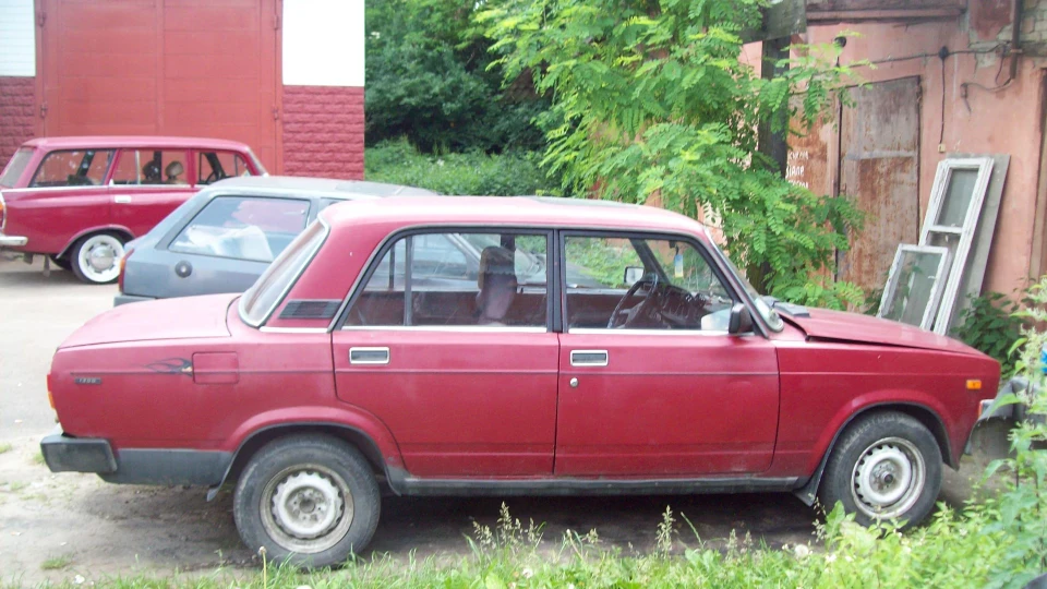 Lada 2105 Жи-Жи) 5