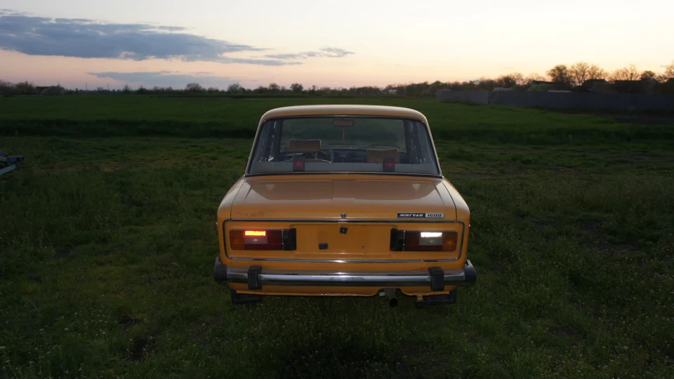Lada 2106 2