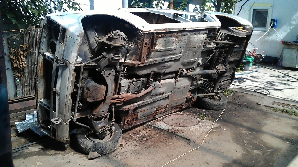 Lada 2106 4