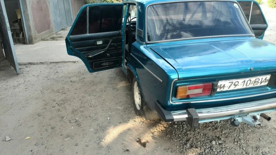 Lada 2106 4