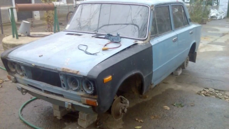 Lada 2106 2