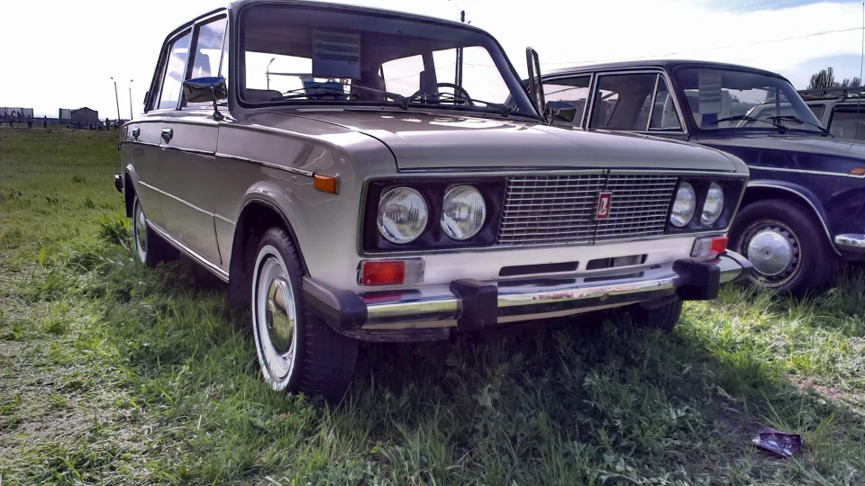 Lada 2106 4