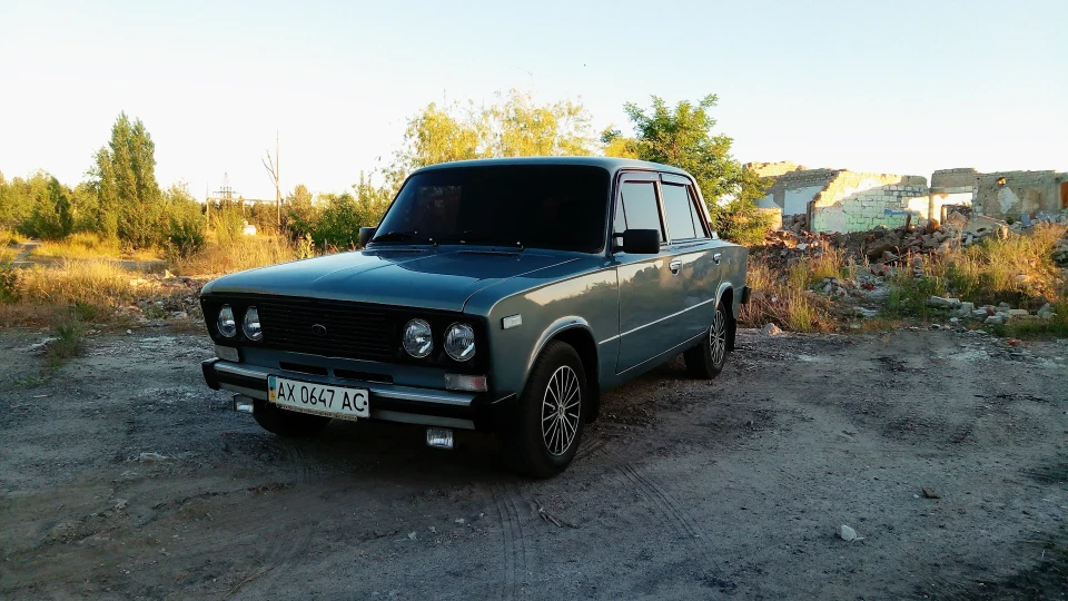 Lada 2106