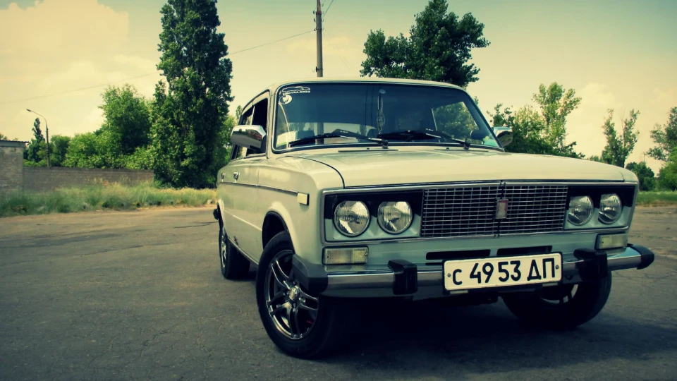 Lada 2106 4