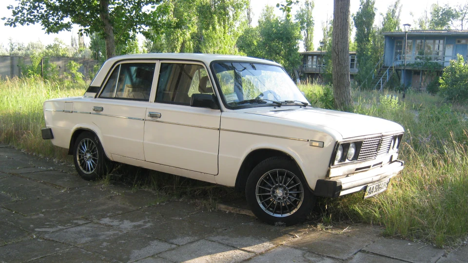 Lada 2106 2