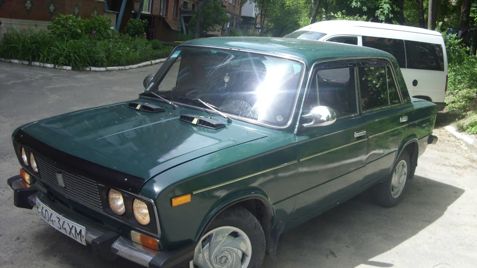 Lada 2106 4