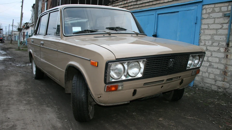 Lada 2106 2