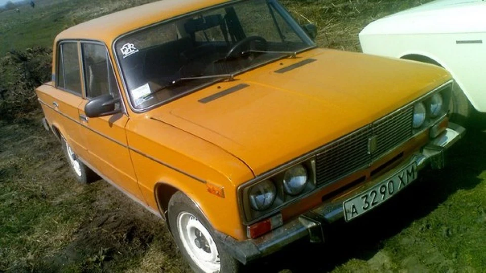 Lada 2106 2