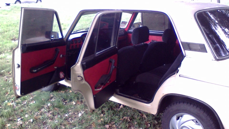 Lada 2106 2